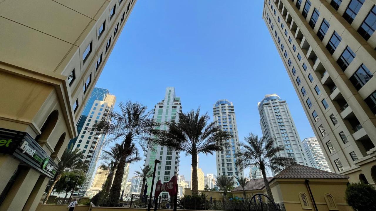 Ostello Business Backpackers Jbr Dubai Esterno foto